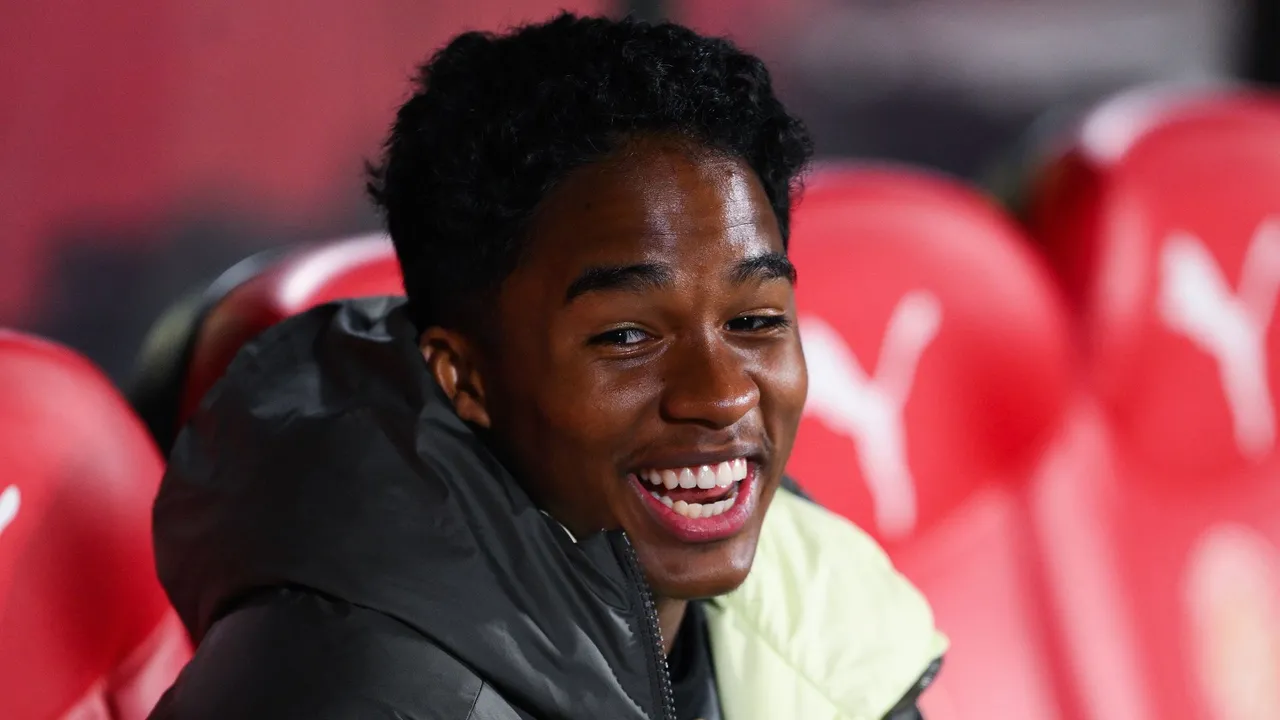 رقم قياسي مذهل.. إندريك يتألق مع ليون بعد مغادرة ريال مدريد 2025